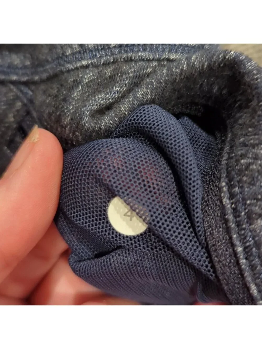 lululemon athletica zip it